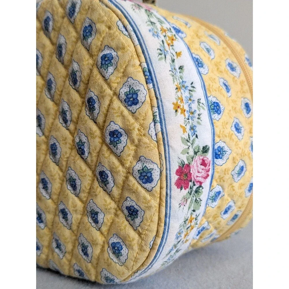 Rare Vintage Vera Bradley ELIZABETH Yellow Round Travel Cosmetic Bag Case Train